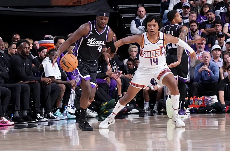 他还是展现, 场均出场时 他还是展现, 场均出场时