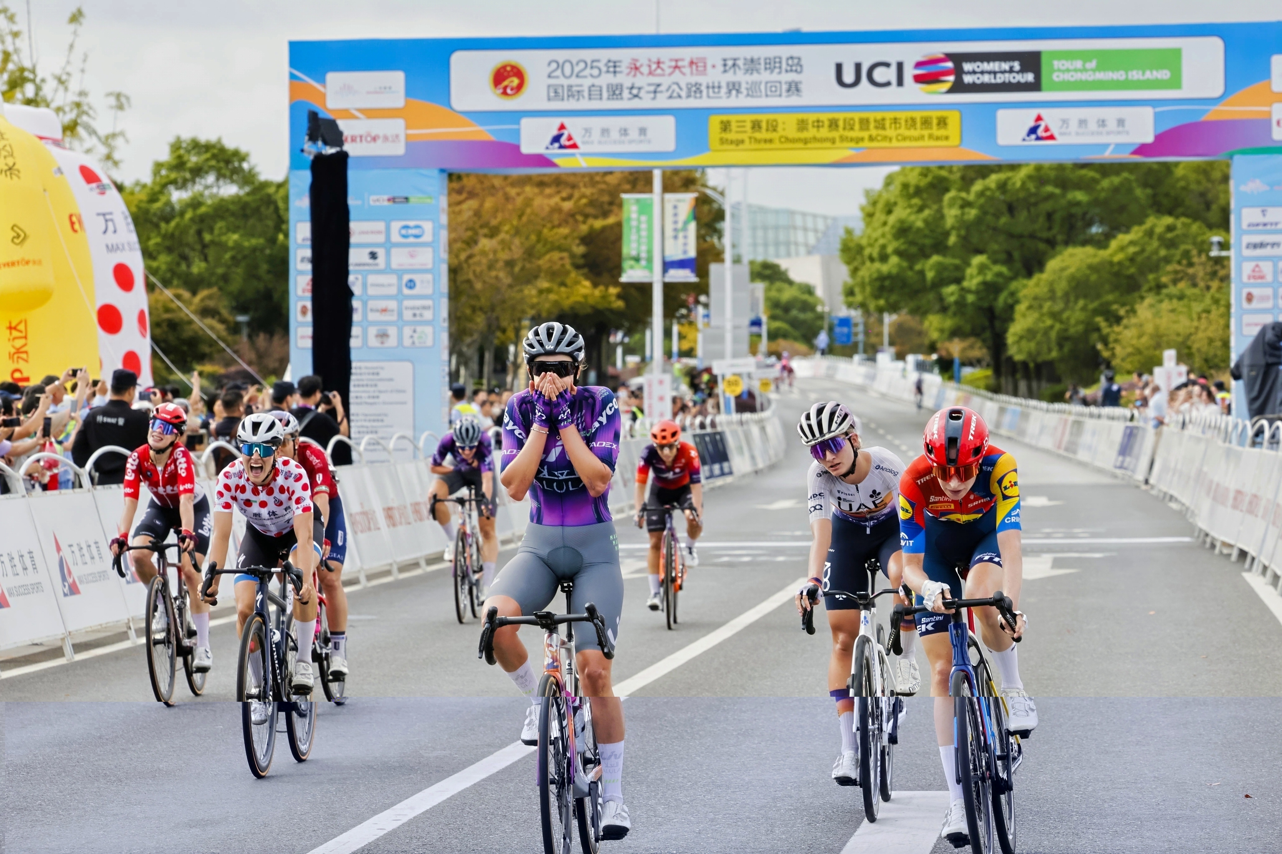 永峰在采访, UCI, 为下一届全